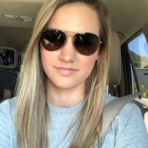 Meet your Posher, Logan